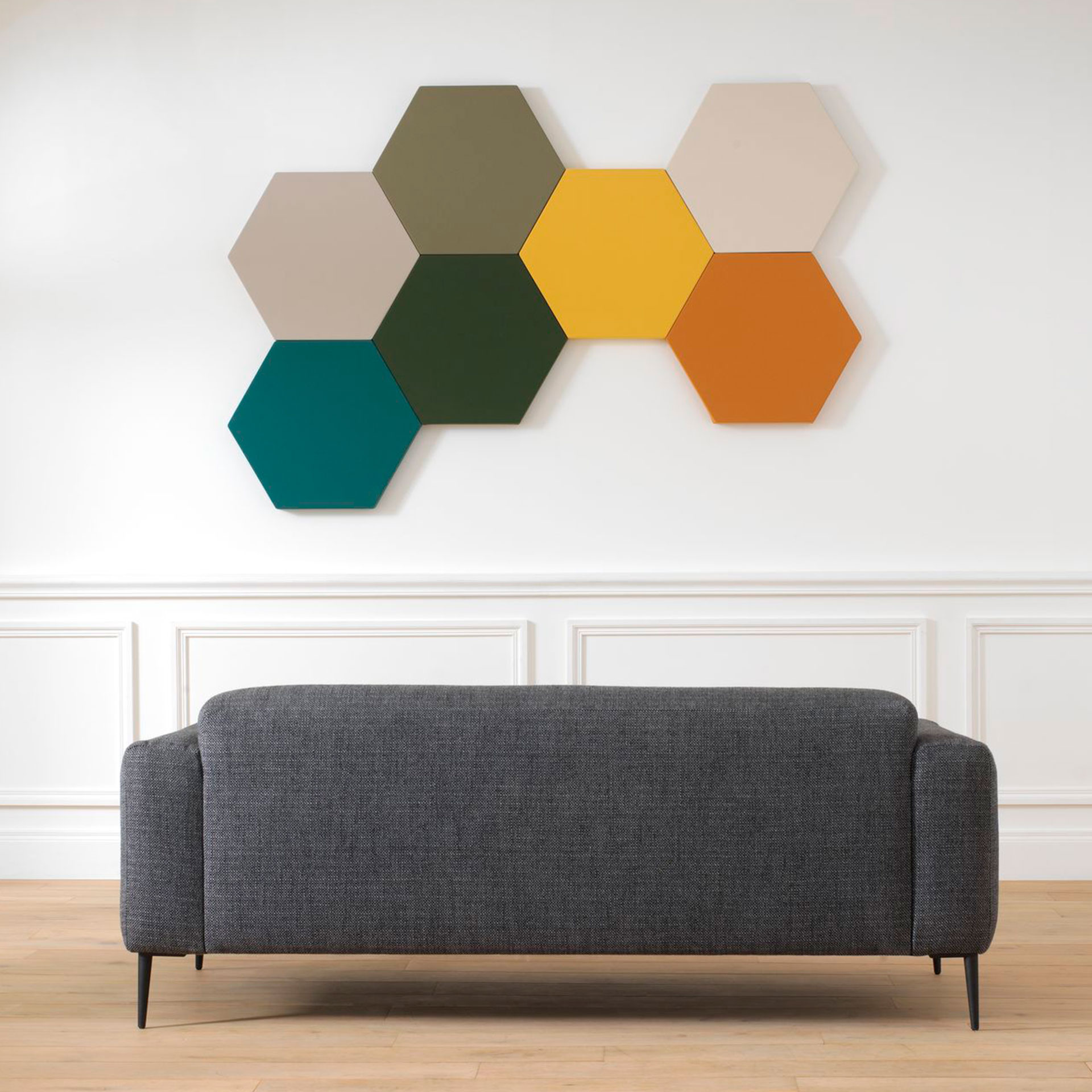 Paneles acústicos instalados por DK Comercial Decoración